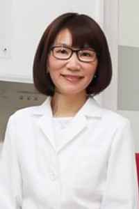 野本　真由美