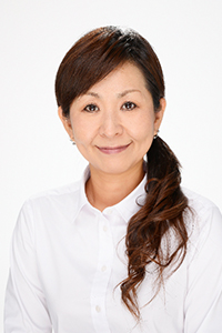 飯野　あゆみ